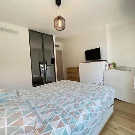 Luxe With Private Terrace 빌라 *